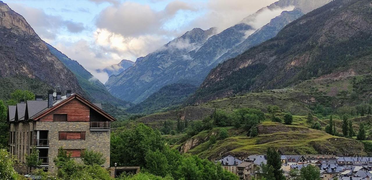Pleta Del Mon Apartamento Benasque Exterior foto