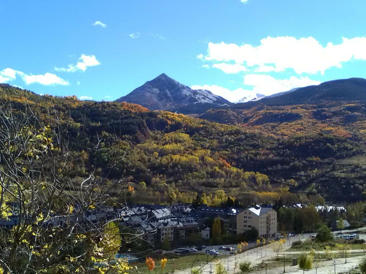 Pleta Del Mon Apartamento Benasque Exterior foto